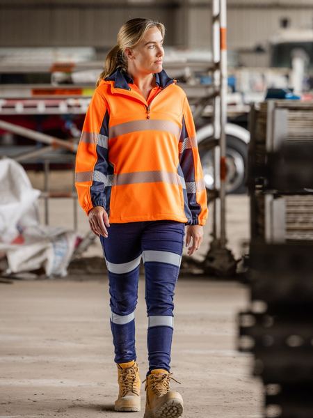 Bisley BKL6571T-1 HiVIS TAPED LIQUID REPELLENT FLEECE HOOD - Image 2